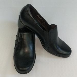Clarks black slip-on women's shoes